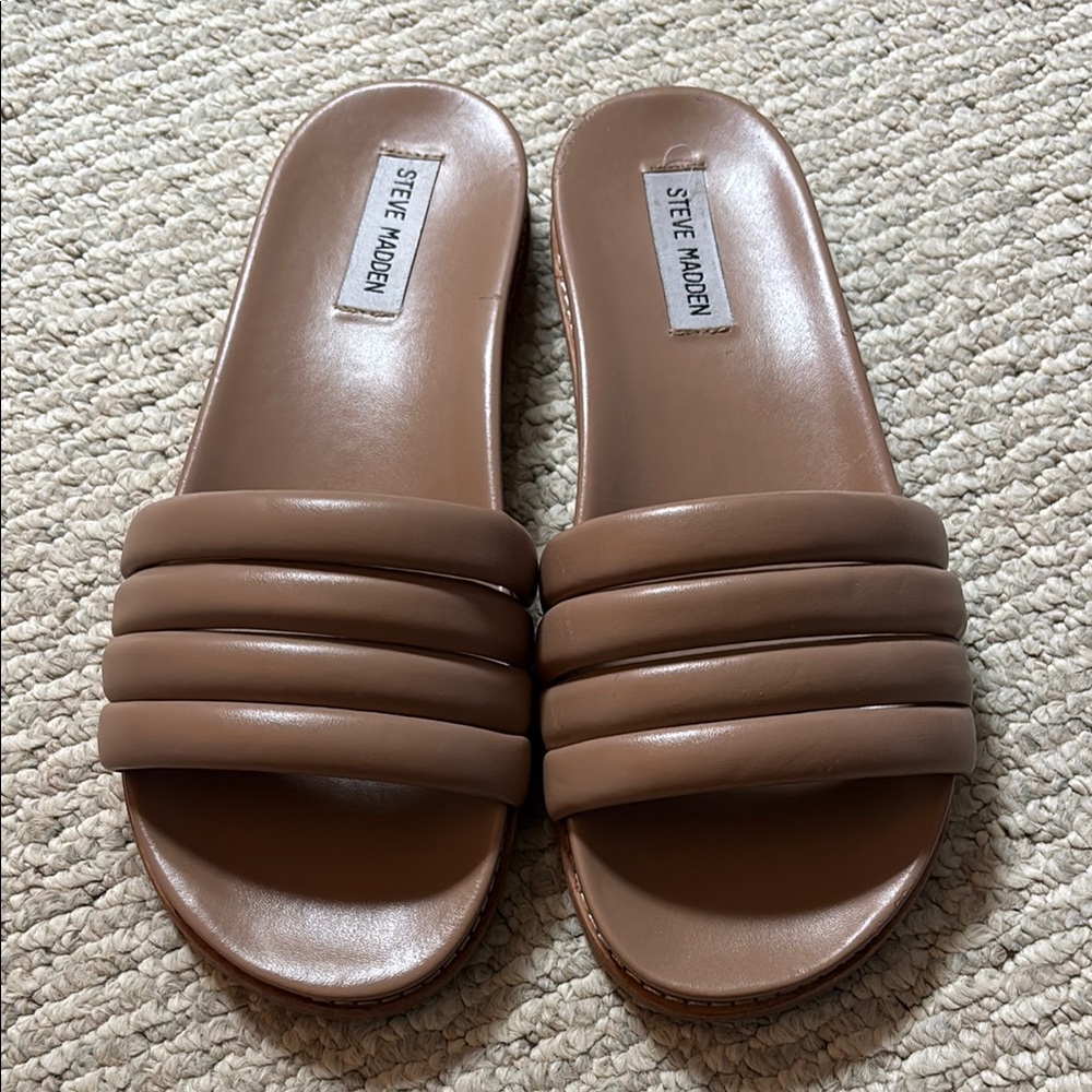 Steve Madden Women's Tan Slide Sandals